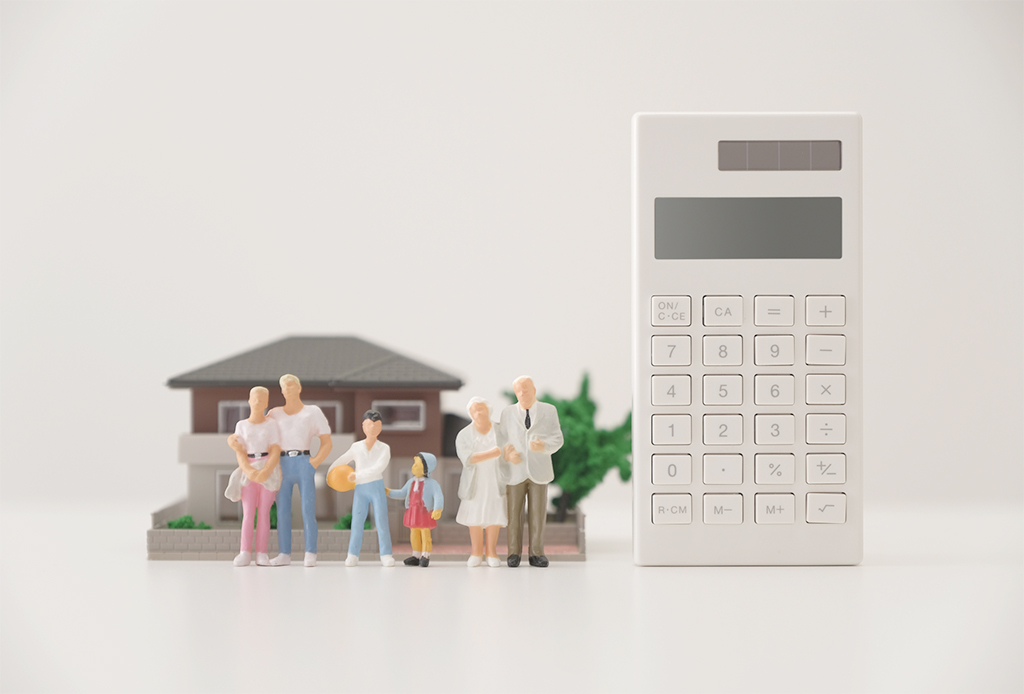 家族と家の模型 イメージ